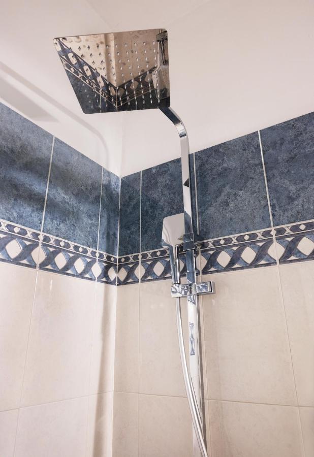 Charlie City Center Room Атина Екстериор снимка