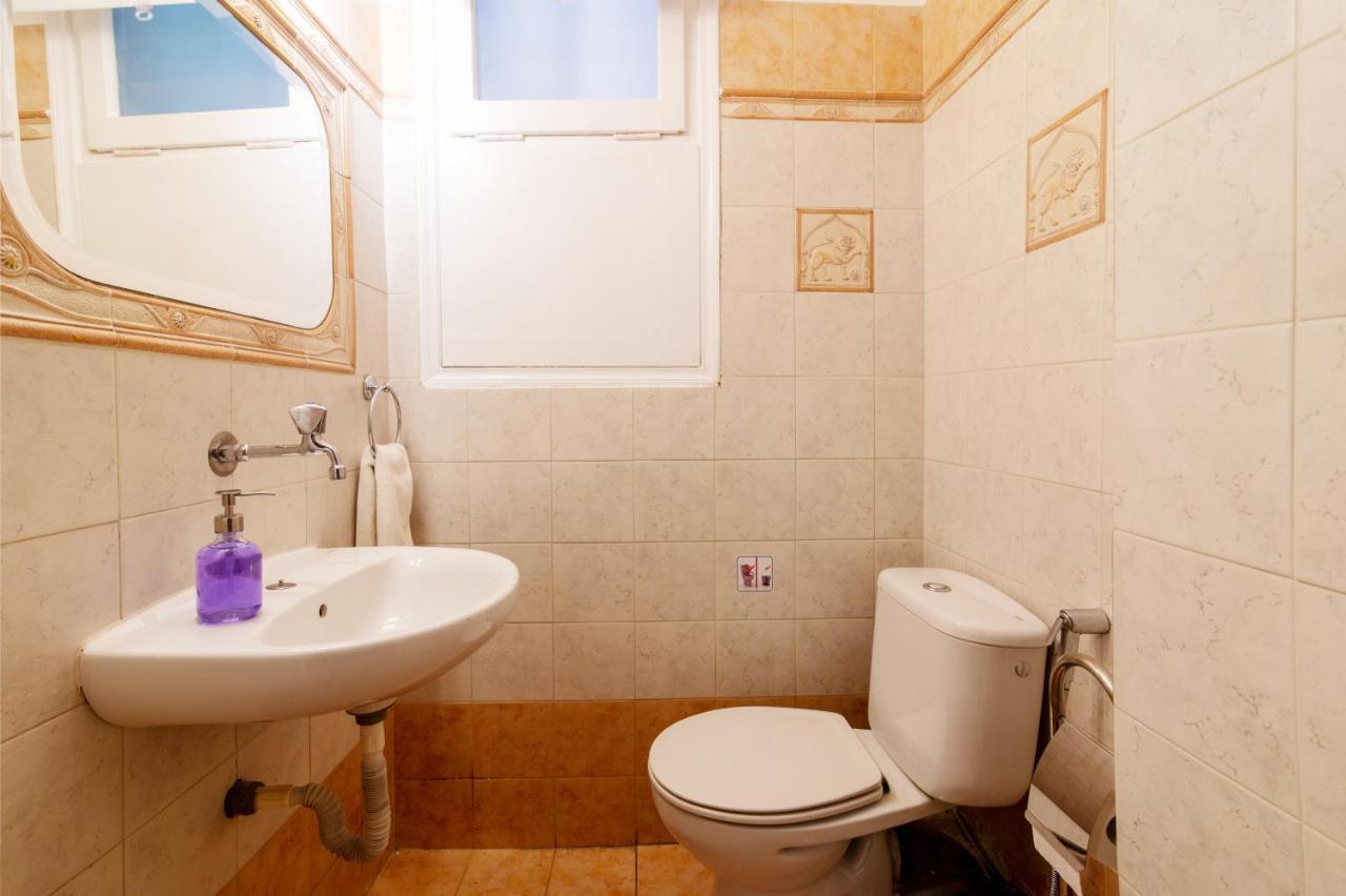 Charlie City Center Room Атина Екстериор снимка